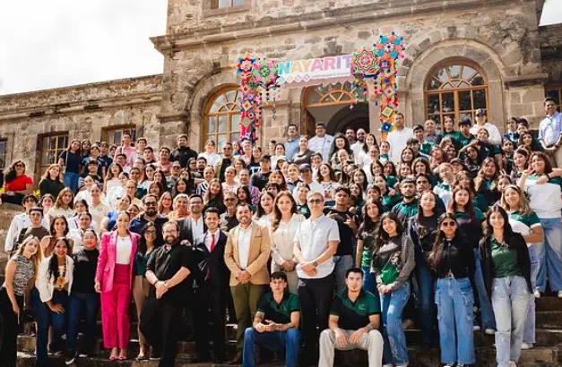 Expertos analizan el futuro del turismo sostenible durante un foro realizado en Nayarit.